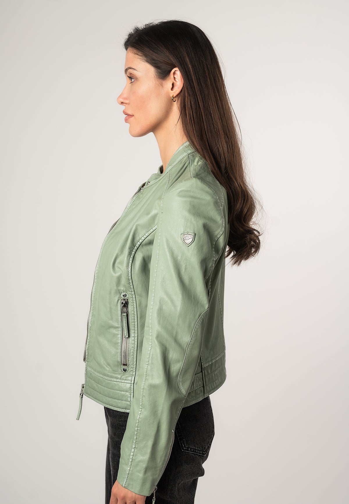 1101-0676 mint