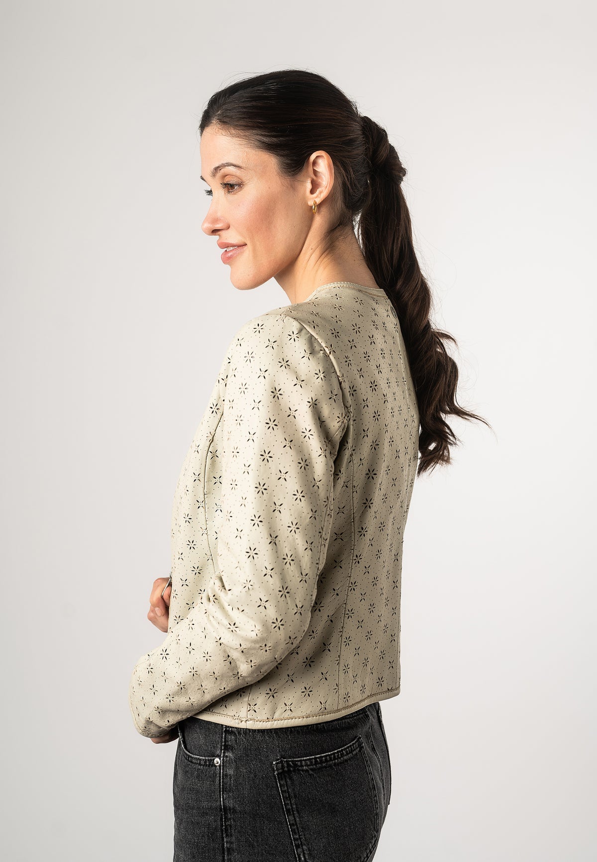 1101-0726 ivory