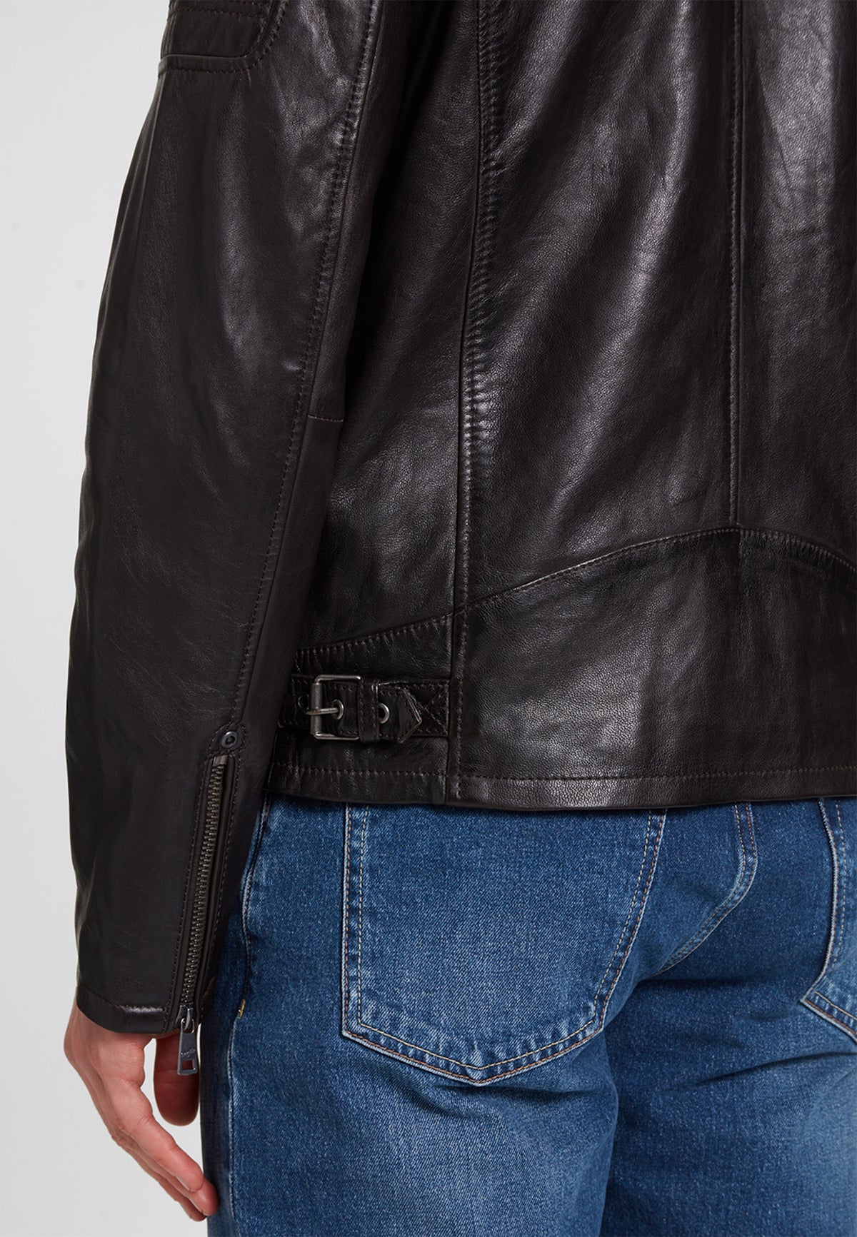1901-0001 dark brown