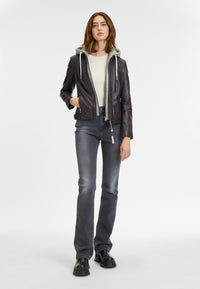 1101-0596 plum
