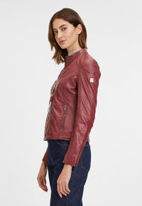 1101-0596 dark red