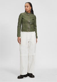 1101-0601 light olive