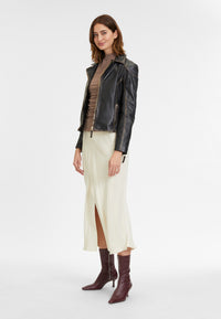 1101-0627 vintage black