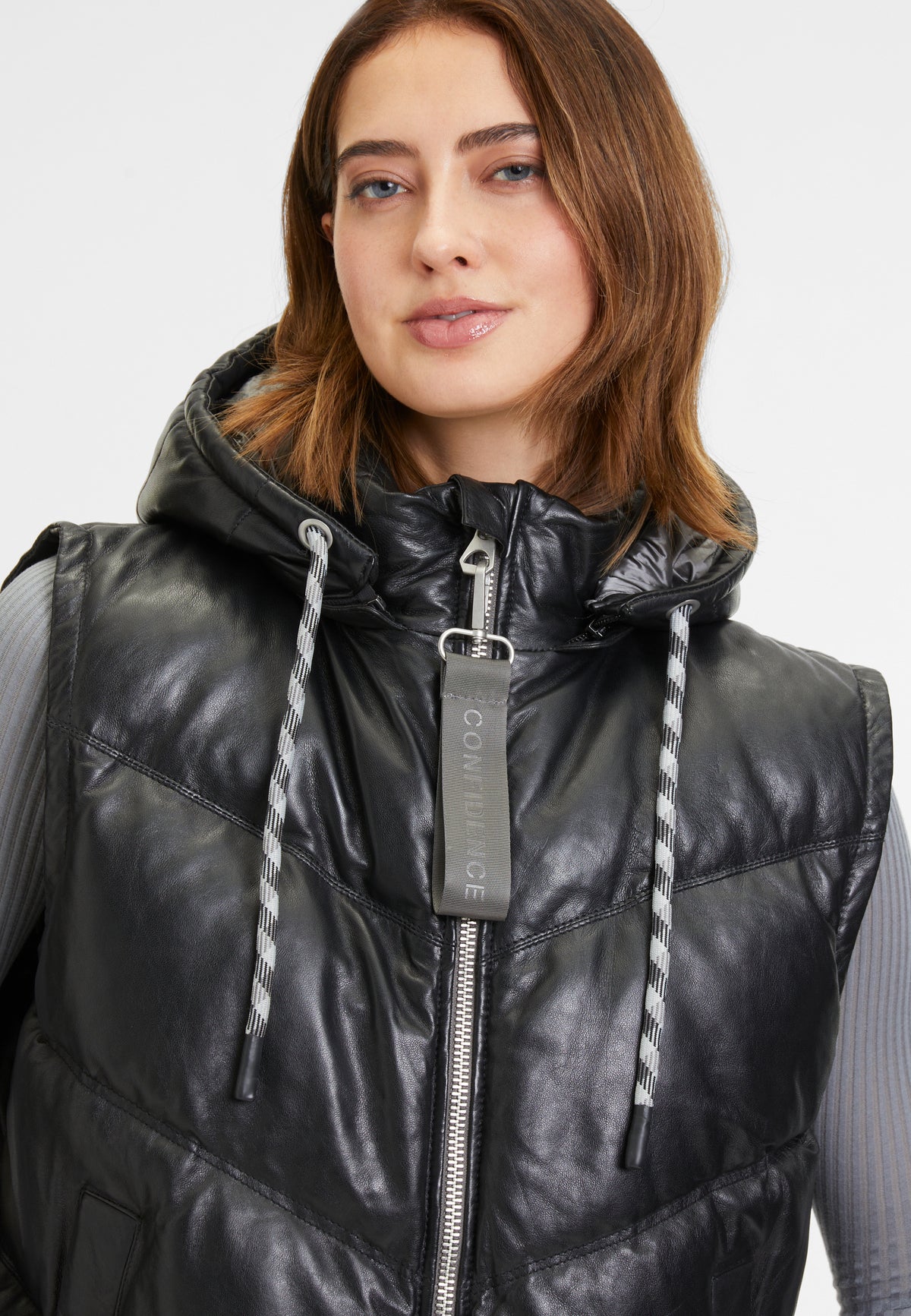 1104-0026 black