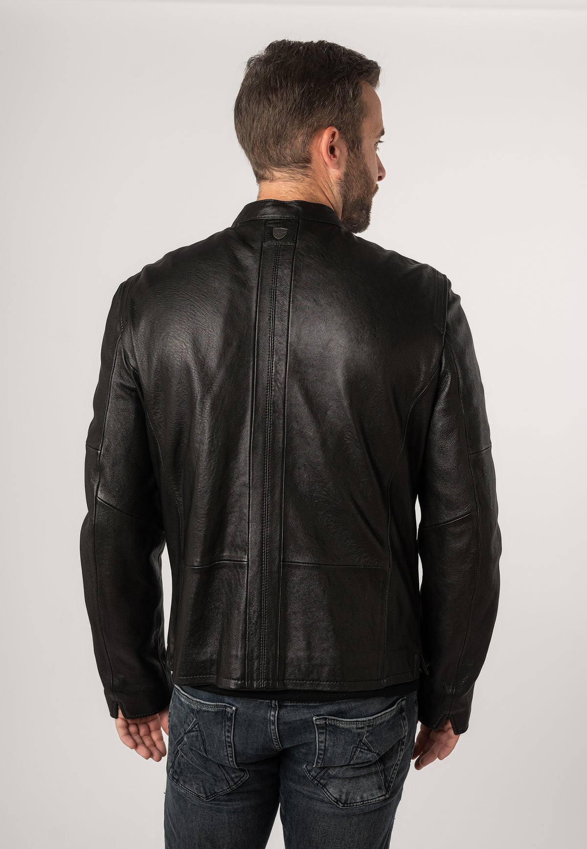 1201-0714 black