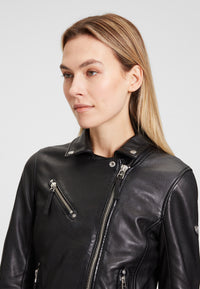 1801-0003 black