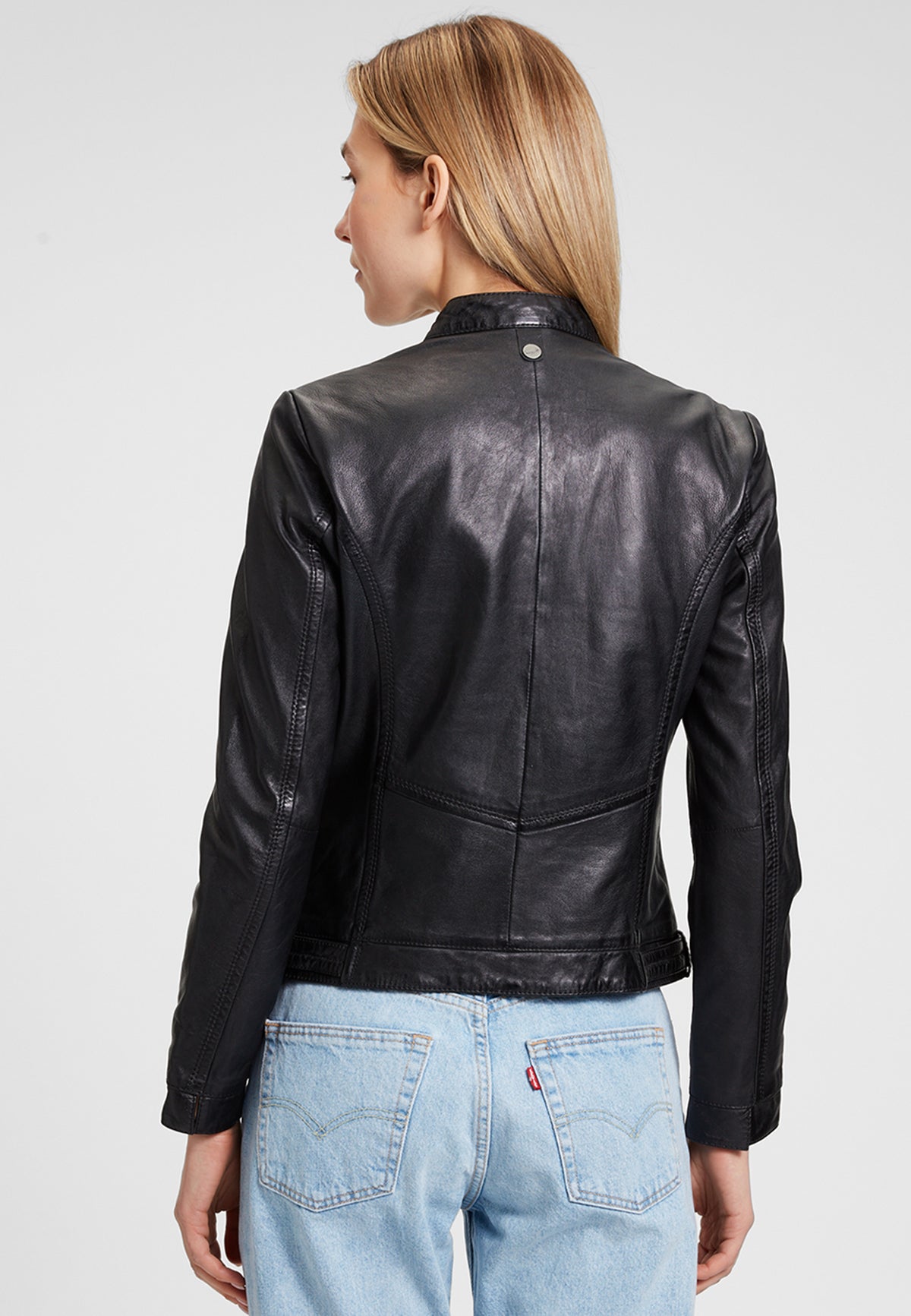 1801-0009 black