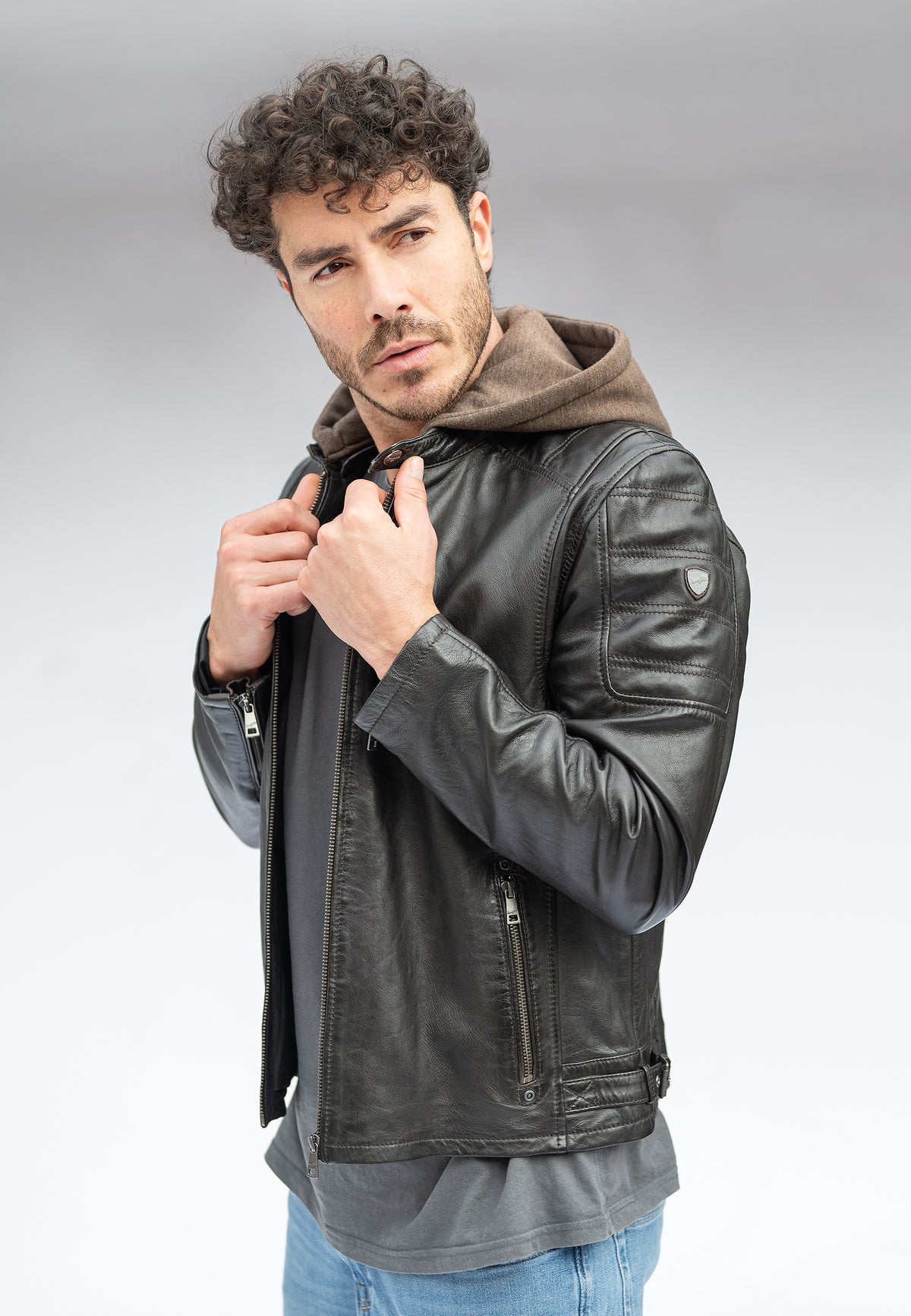 1901-0001 dark brown