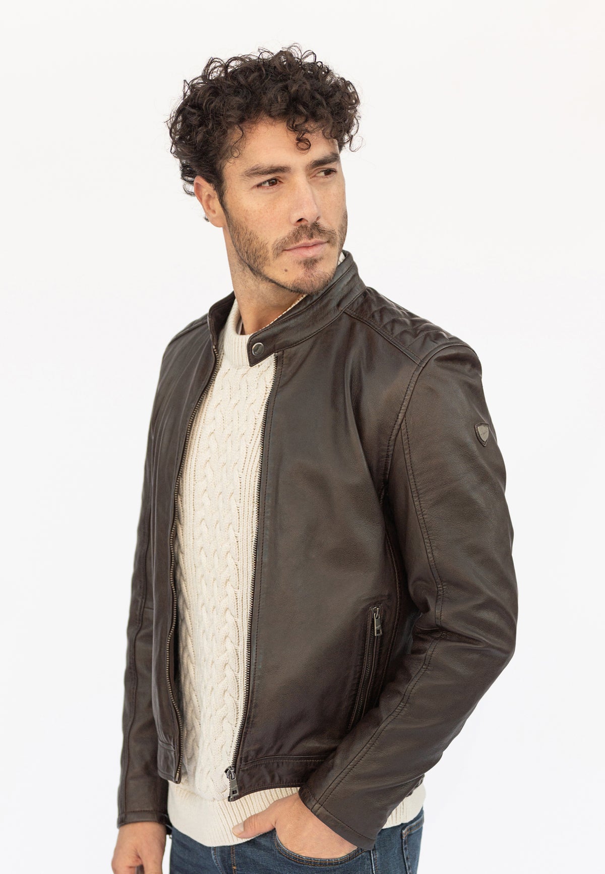 1901-0005 dark brown