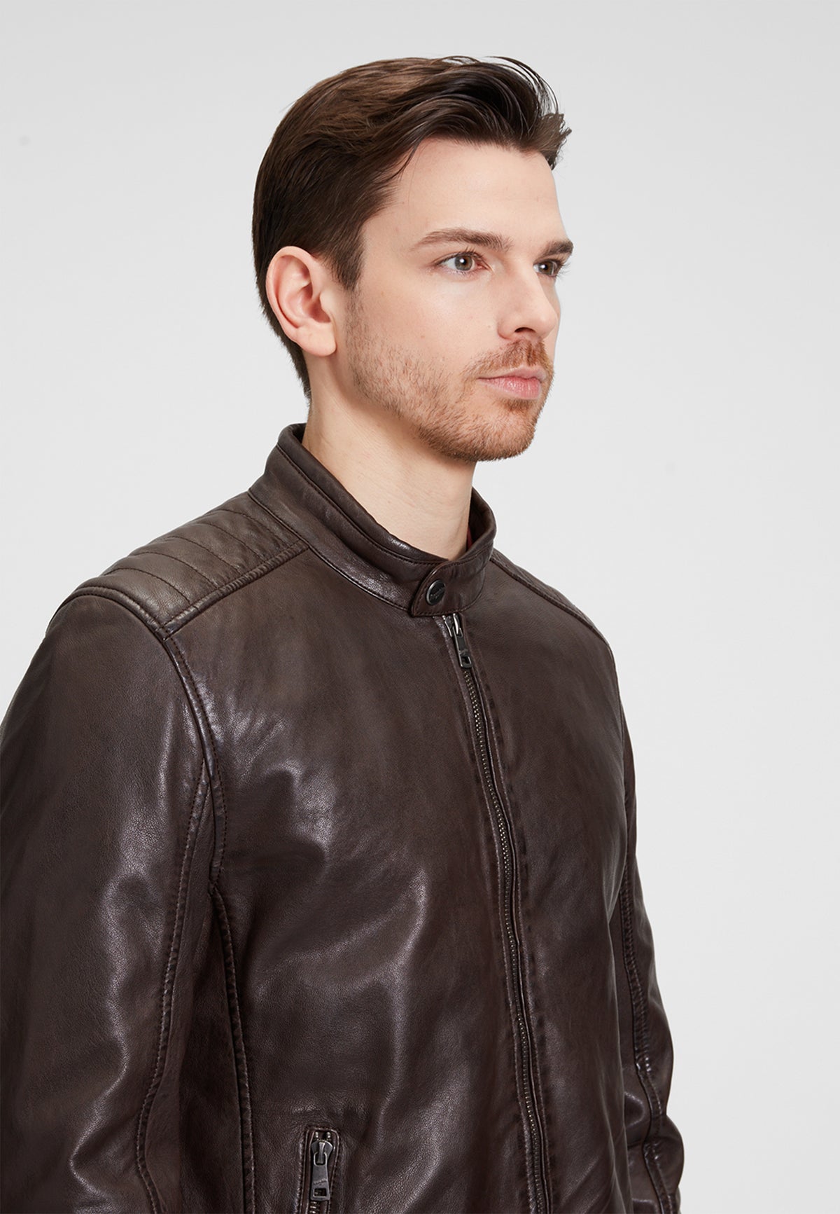 1901-0005 dark brown